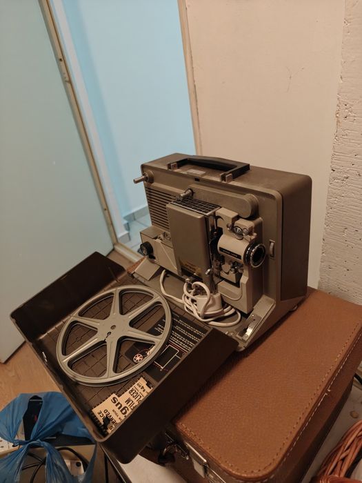 Aparat proiectie film vintage