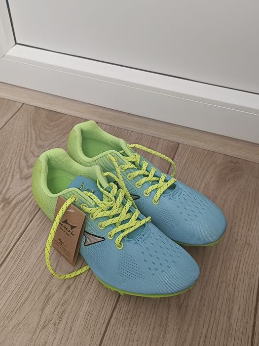 Шиповки для бега Health