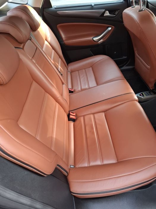 Vând Ford Mondeo 2011 2.0 benzină