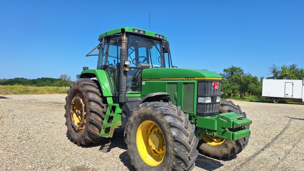John Deere 7600 de 140 cai în stare Super bună