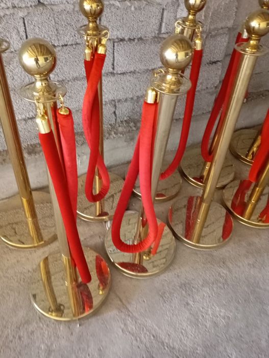 Стойка президентский sotiladi stoyka 140000 mindan