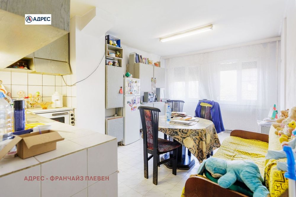 3-стаен в Плевен-Идеален център площ 85 цена 125000