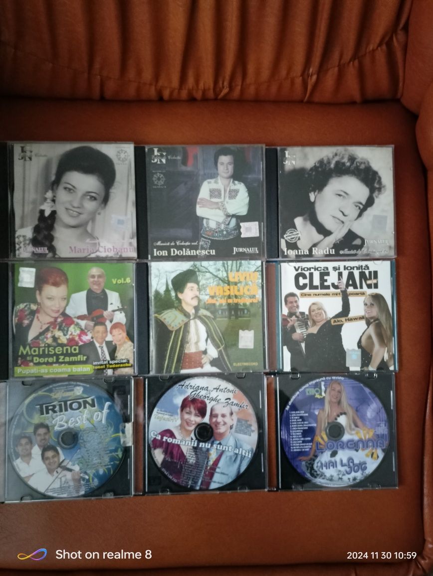 Cd-uri cu muzica de diferite genuri si  cd-uri de colectie