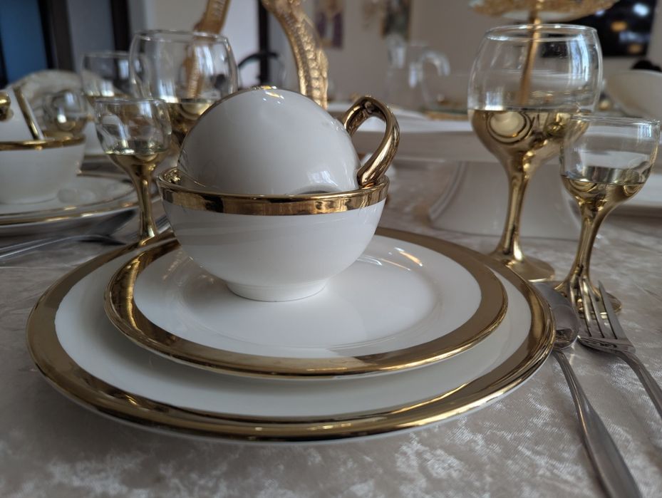 Аренда столов и стульев посуда на мероприятия