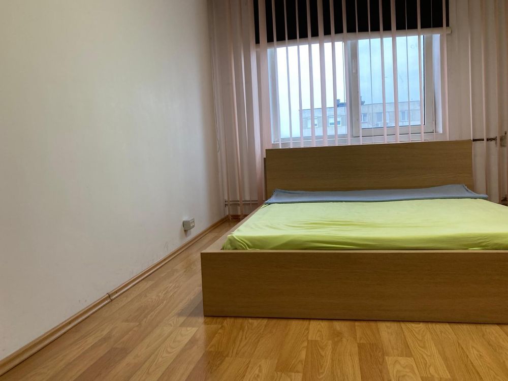 Crangasi vanzare apt 3 camere 1982 Centrala termica,  etaj 7/8