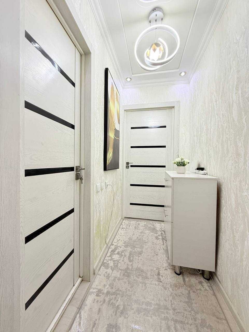 Продажа квартиры Кирпичный дом Район- Чиланзар
1 Квартал 2/1/5