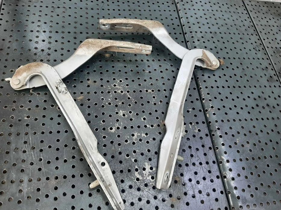 set balamale capota peugeot 307 sw  9636473580