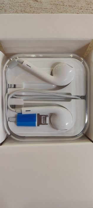 Наушники вкладыши