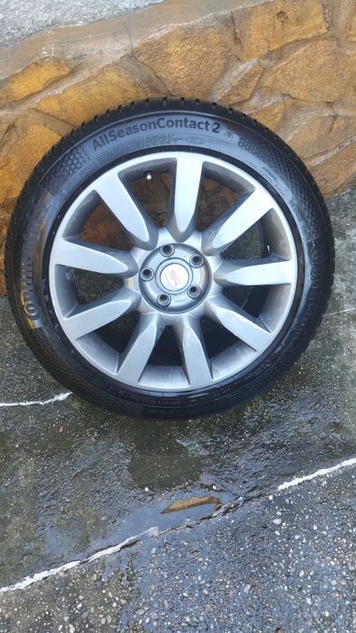 225/50/18 Continental All Season Contact 2