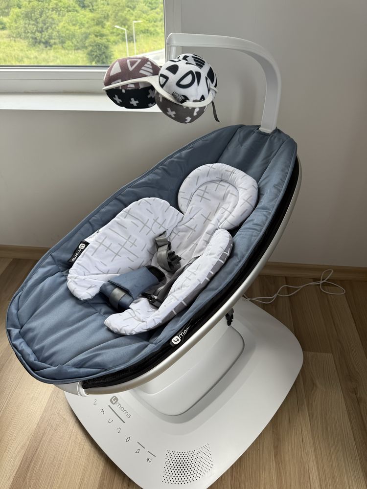Електрическа бебешка люлка mamaRoo 5.0