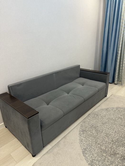 Диван в хорошем состоянии