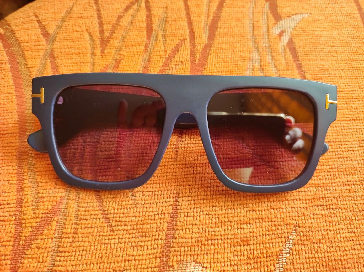 Маркови слънчеви очила CARRERA