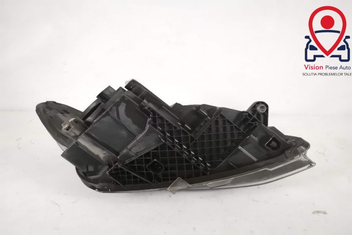 Ляв фар стъкло / Lqv far styklo Мерцедес-Бенц Вито Виано В-Клас / Merc