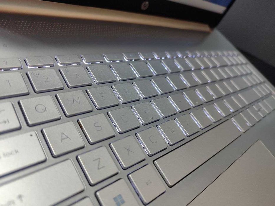 Ноутбук офисный HP Intel Core i5-1235U