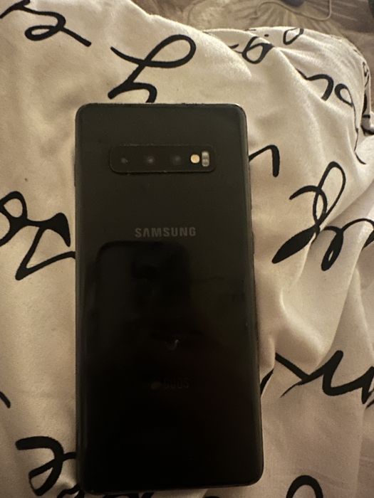 Samsung galaxy  s10+