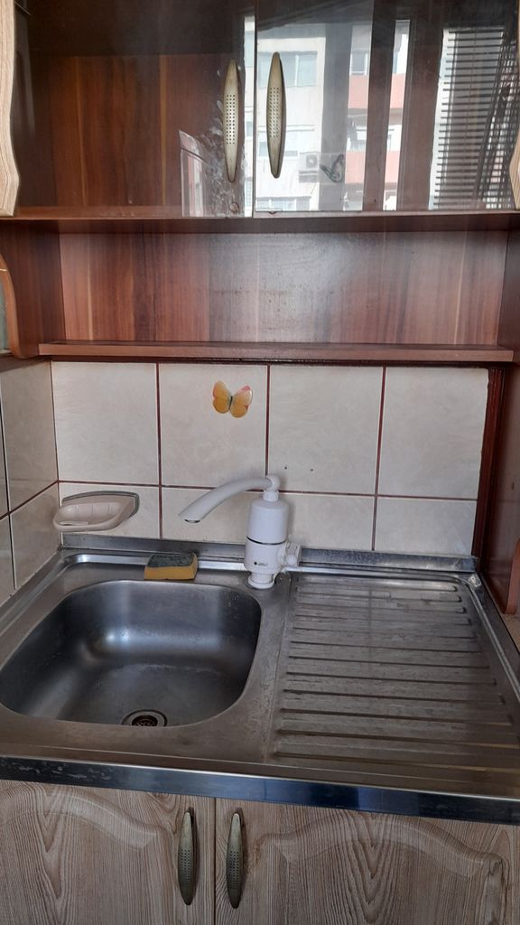 Продава се Тристаен апартамент в Велико Търново, Акация - 70 кв.м за 1203 €/кв.м - Снимка #2