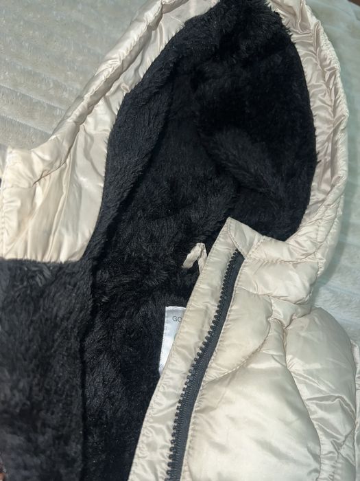 Фирменая очень телпая курточка для девочки