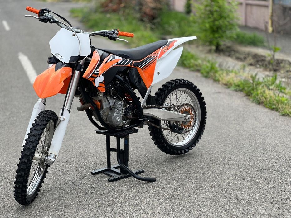 Vănd KTM 350 SX-F 2012 injecție/Stare bună/Pornire buton/2750€neg!