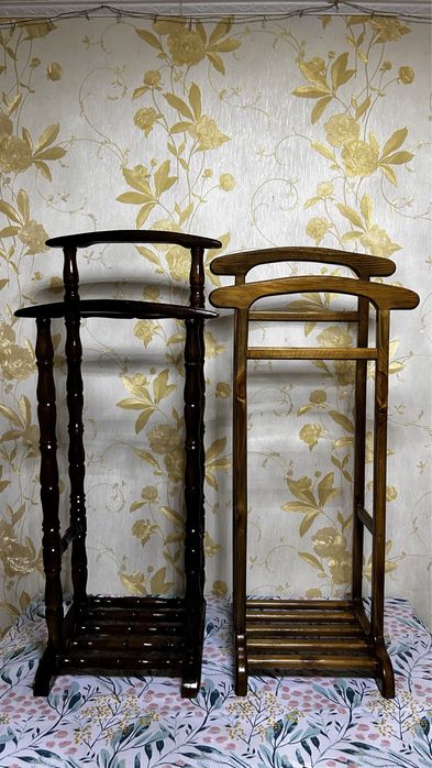 Вешалка напольная немой слуга из дерева