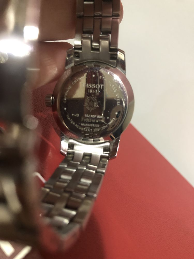 Часы Tissot. В отлчином состоянии.