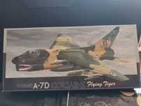 Сборная модель самолета А 7D Корсар 2 японской фирмы Фуджими, м-б 1:72