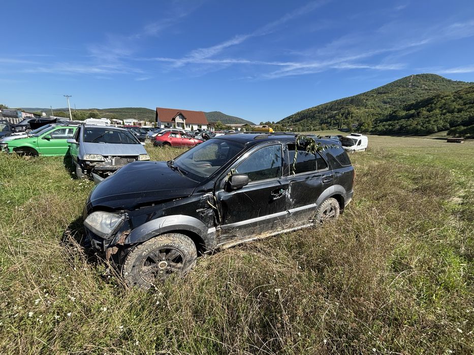 Dezmembrez Renault Megane Scenic 1.5 dCI Kia Sorento 2.5 diesel