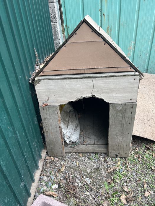 Будка для собаки б/у