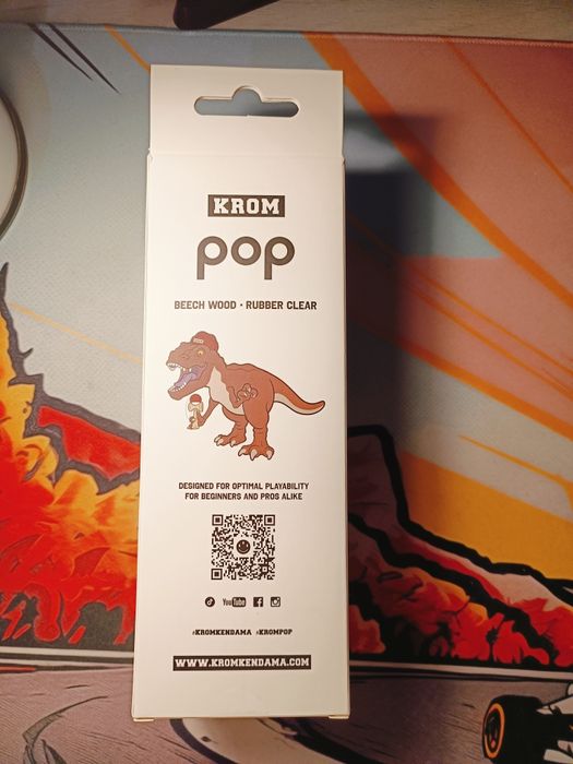 Kendama krom pop rubber alb