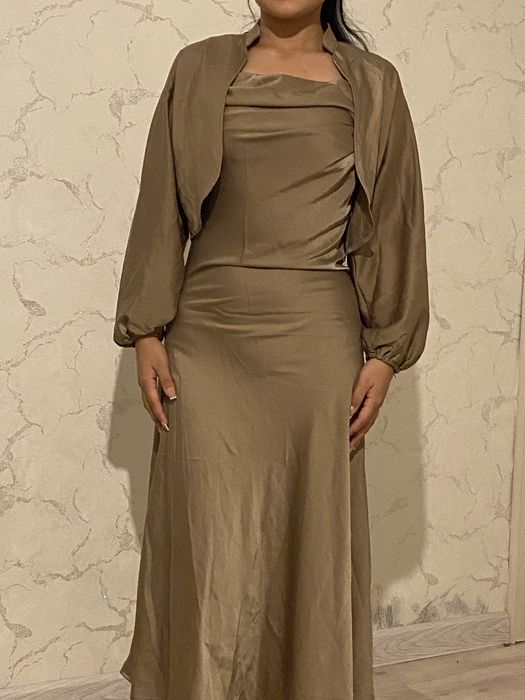 вечерным платьееее