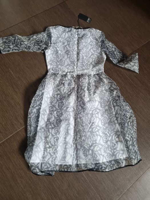 Красиви рокли Paola Frani и Jake*s Размери XXS,XS, S.