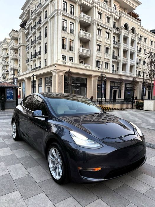 Tesla Model Y Standart USA  2021/222 Srochno