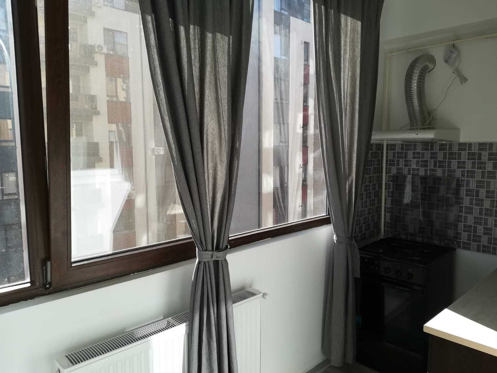 Inchiriez apartament cu doua camere