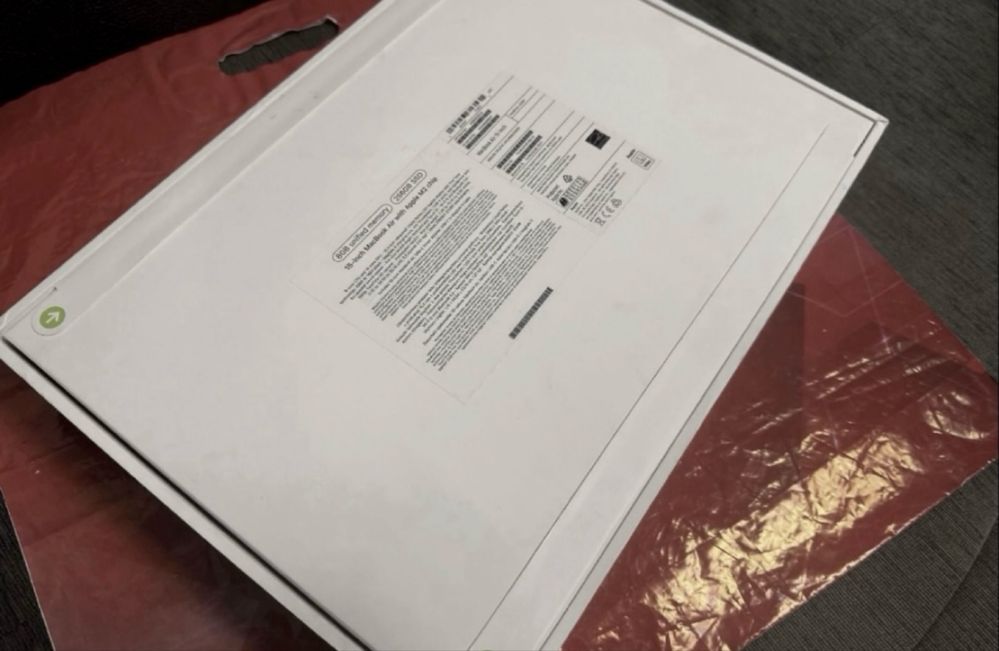 KATO HOB 15" 256GB MacBook Air M2 8GB Гаранция Technopolis 2026 г.