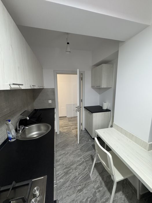 De inchiriat apartament 2 camere bloc nou
