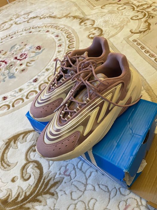 Adidasi ozelia shoes adidas