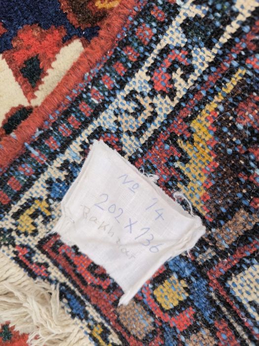 Covor persan Bakhtiari, realizat manual