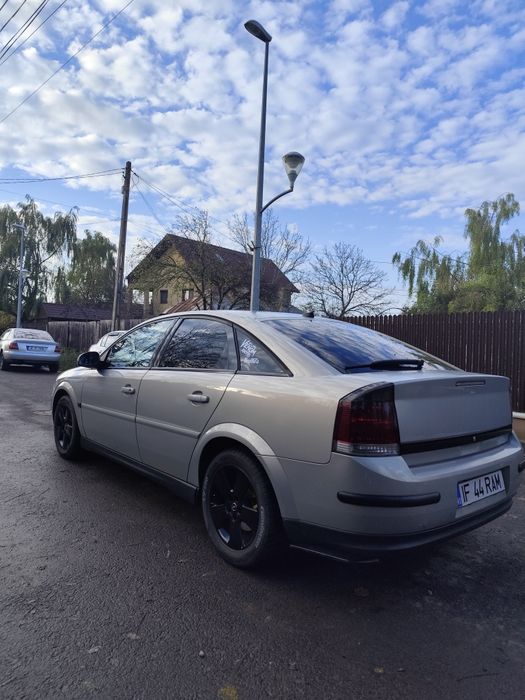 Vând Opel Vectra c