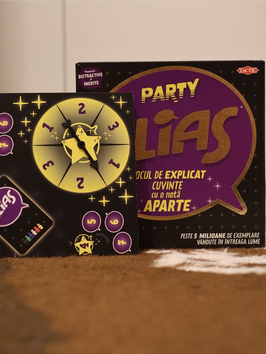 Joc de societate ALIAS Party, 15 ani+, 4-8 jucatori