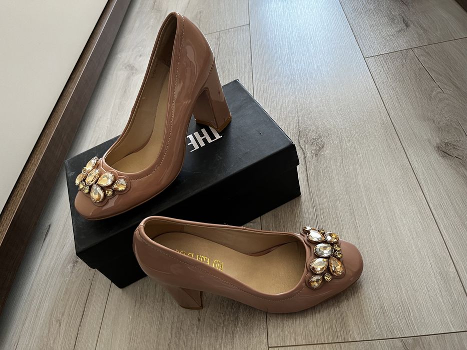 Туфли новые 35