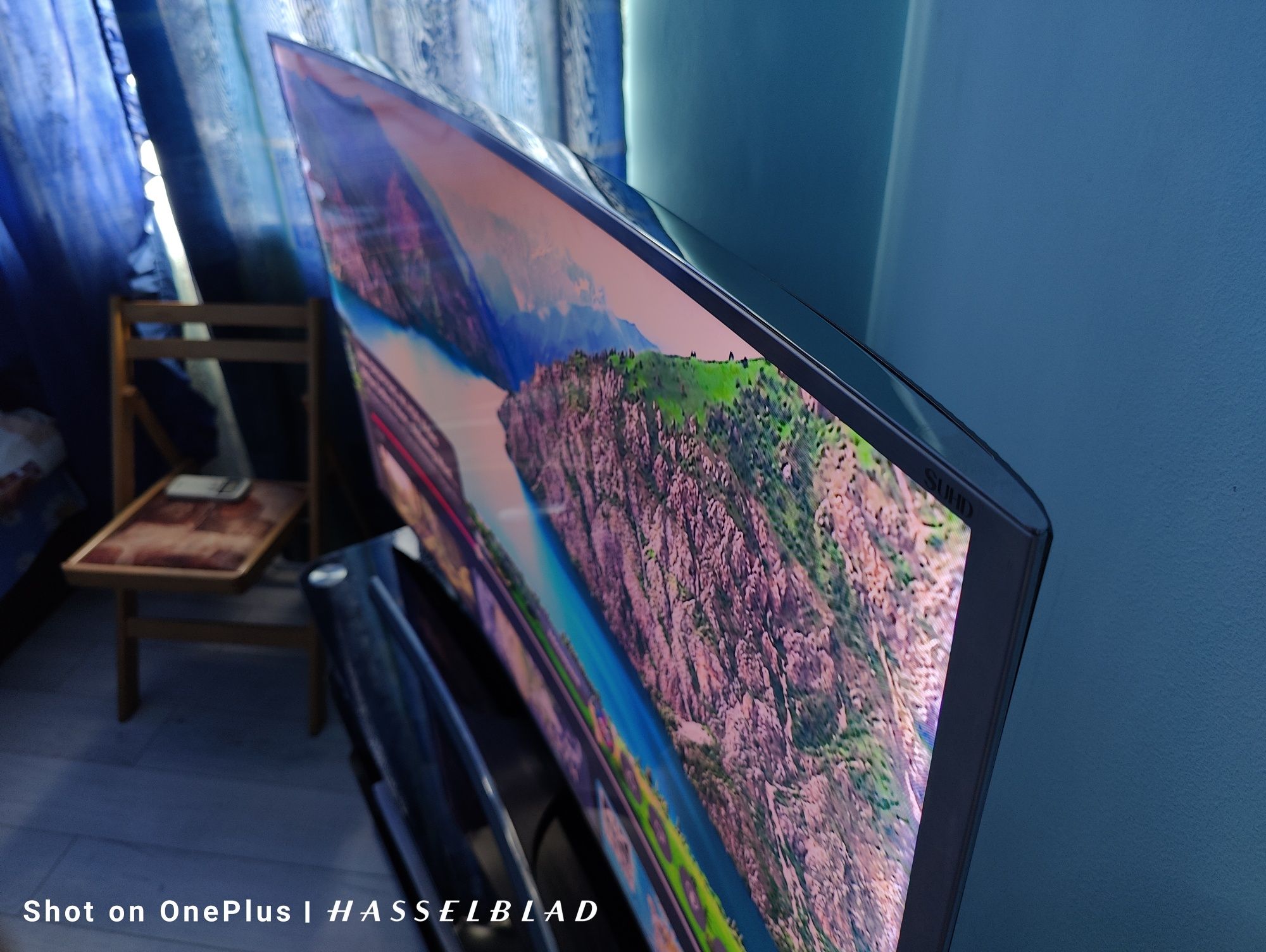 TV Samsung 55 Инча извит телевизор 4К 3840х2160 3D Модел:UE55JS9080Q