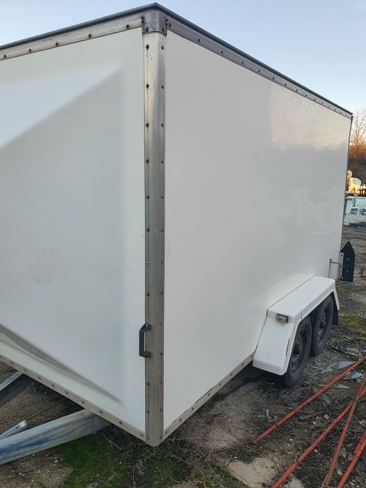 Ремарке за багер ,  ремарке фургон