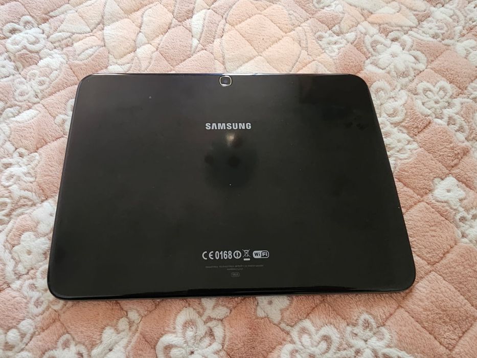 Vand Tablete Samsung si Lenovo