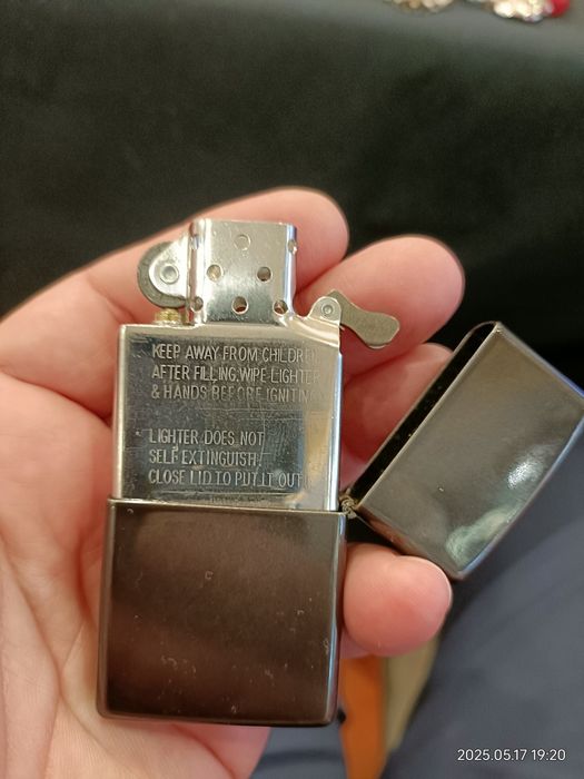 Vind bricheta originala Zippo serie limitata