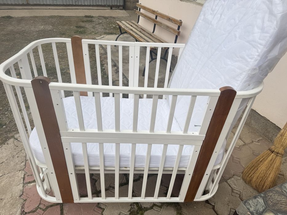 Продаю манеж, кровать трансформер