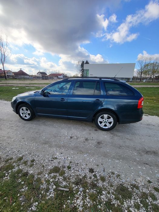 VÂND/SCHIMB SKODA Octavia II ,motor 2.0 tdi ,6 trepte,am 2012
An fabri