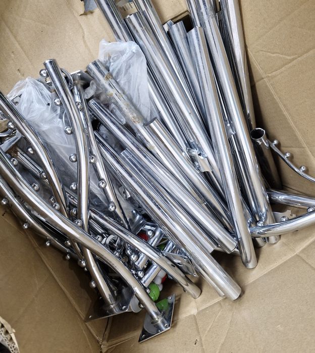 Продам запчасти и крепления