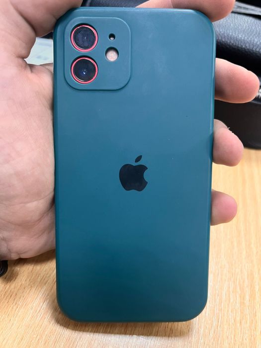 Айфон 12, 80% 64 гигабайта