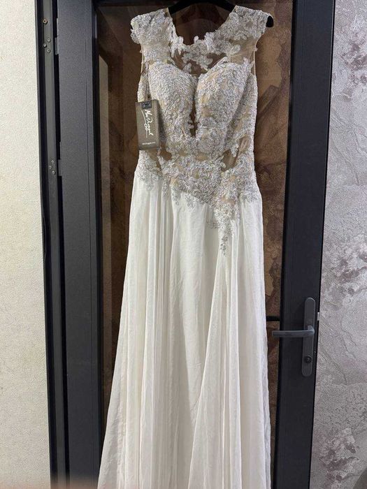 Женская одежда вечерние платья