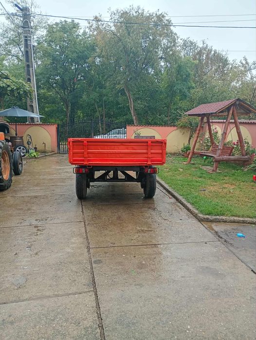 Remorca basculabila de medgidia