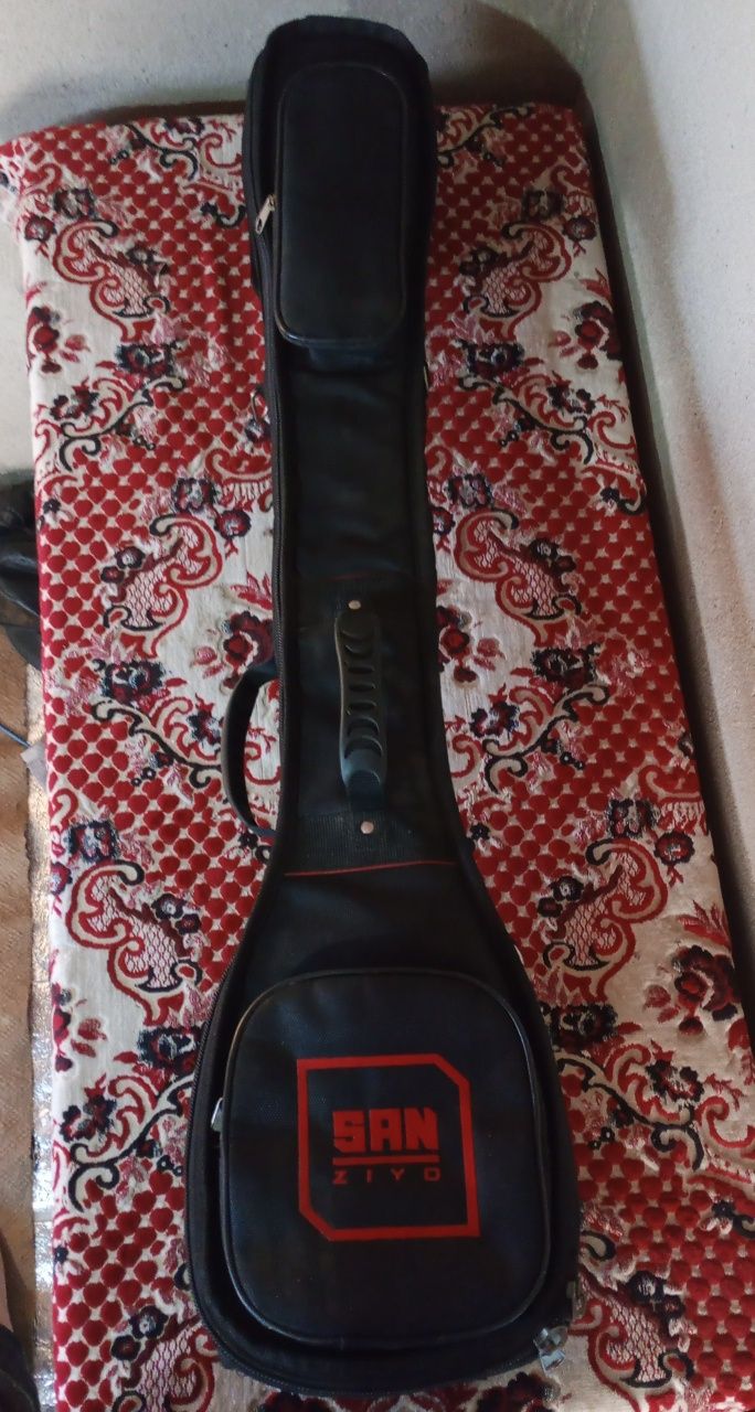Qashqar rubob sotiladi